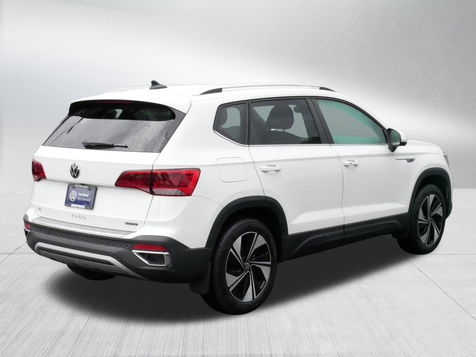 2024 Volkswagen Taos SE photo 7