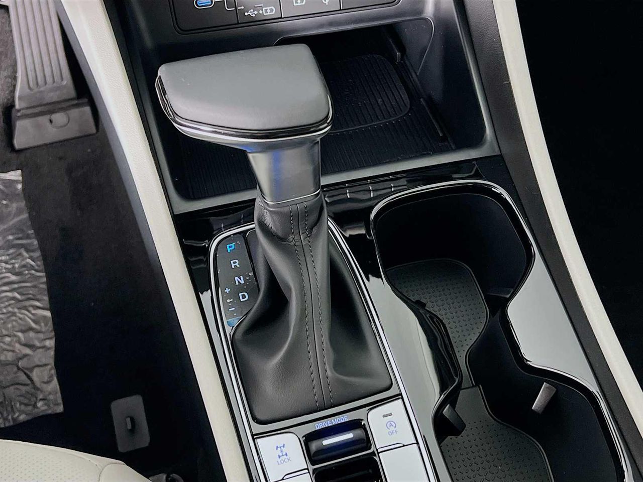 2025 Hyundai Tucson SEL Convenience photo 9