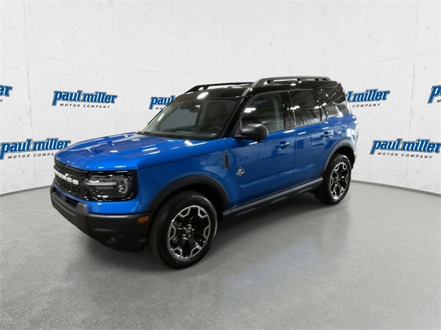 2025 Ford Bronco Sport Outer Banks photo 2