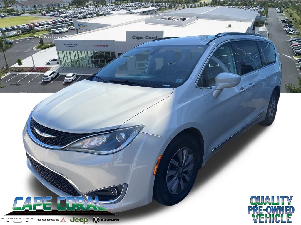 2020 Chrysler Pacifica Touring L Plus's photo
