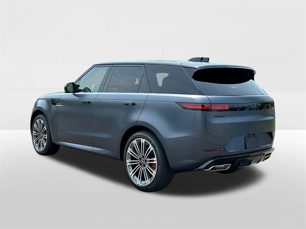 2025 Land Rover Range Rover Sport SE photo 2