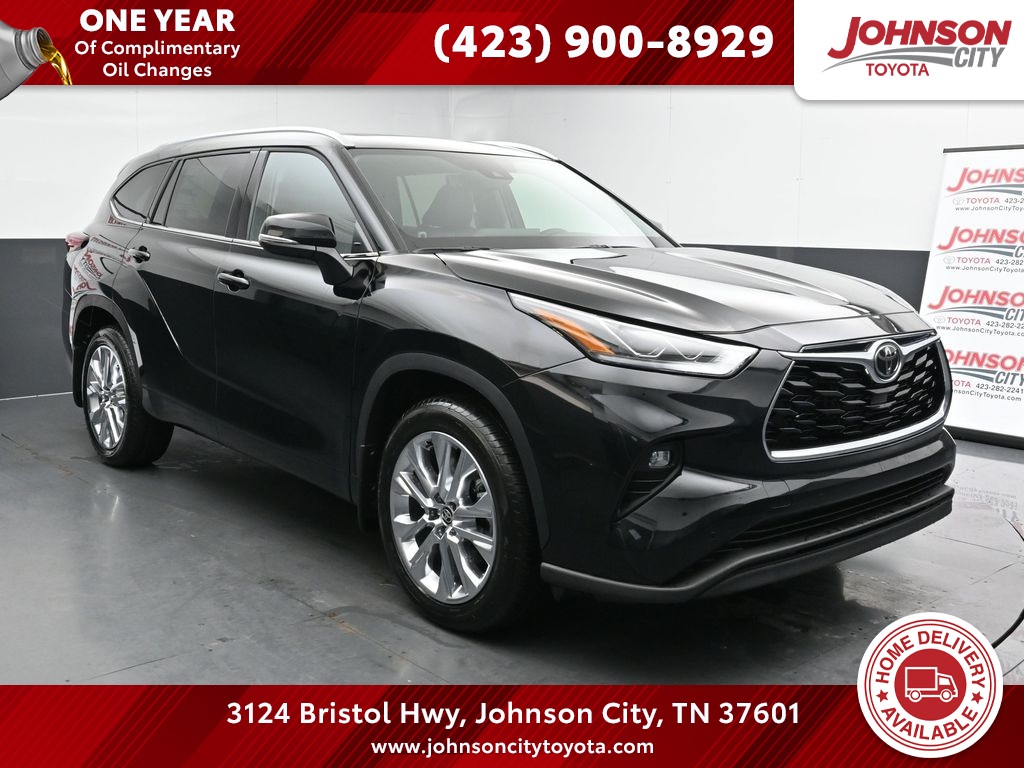 2026 Toyota Highlander Limited's photo