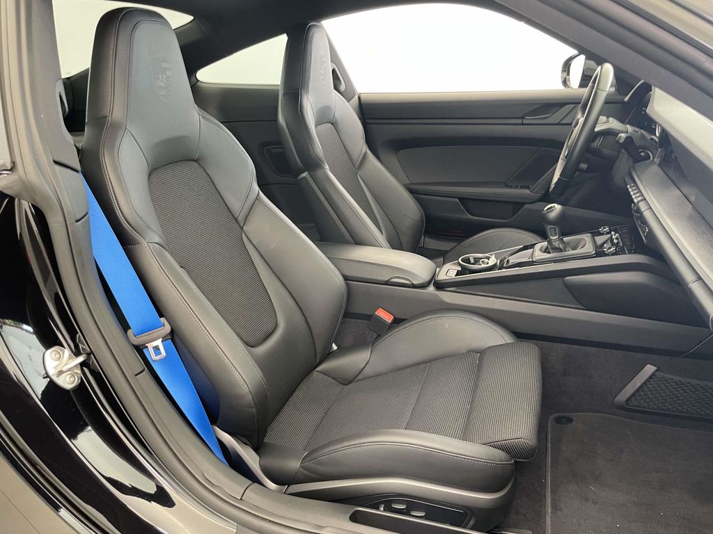 2022 Porsche 911 GT3 photo 19