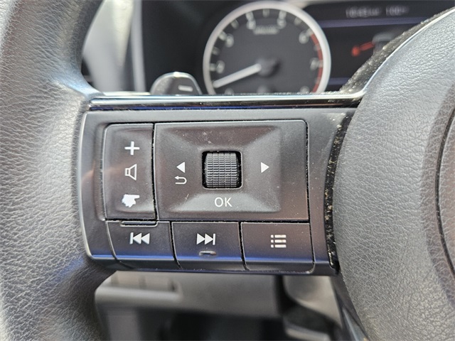 2023 Nissan Rogue SV photo 21