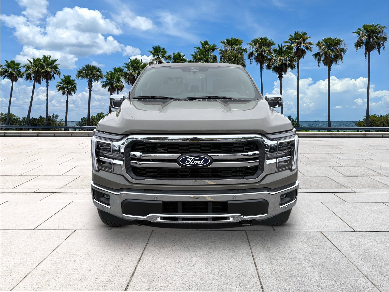 2025 Ford F-150 Lariat photo 3