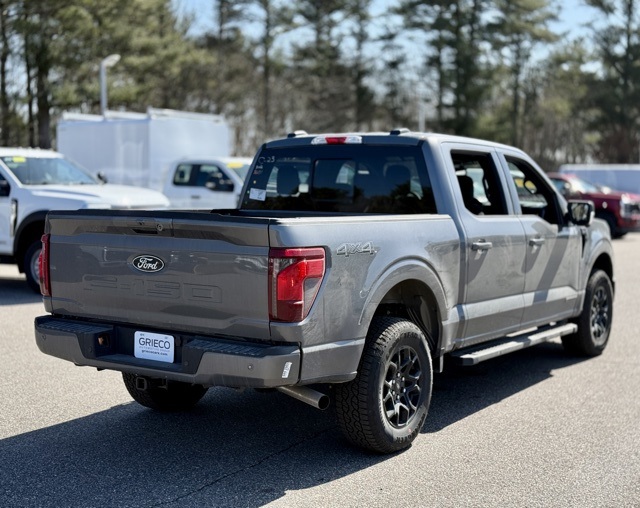 2025 Ford F-150 XLT photo 3