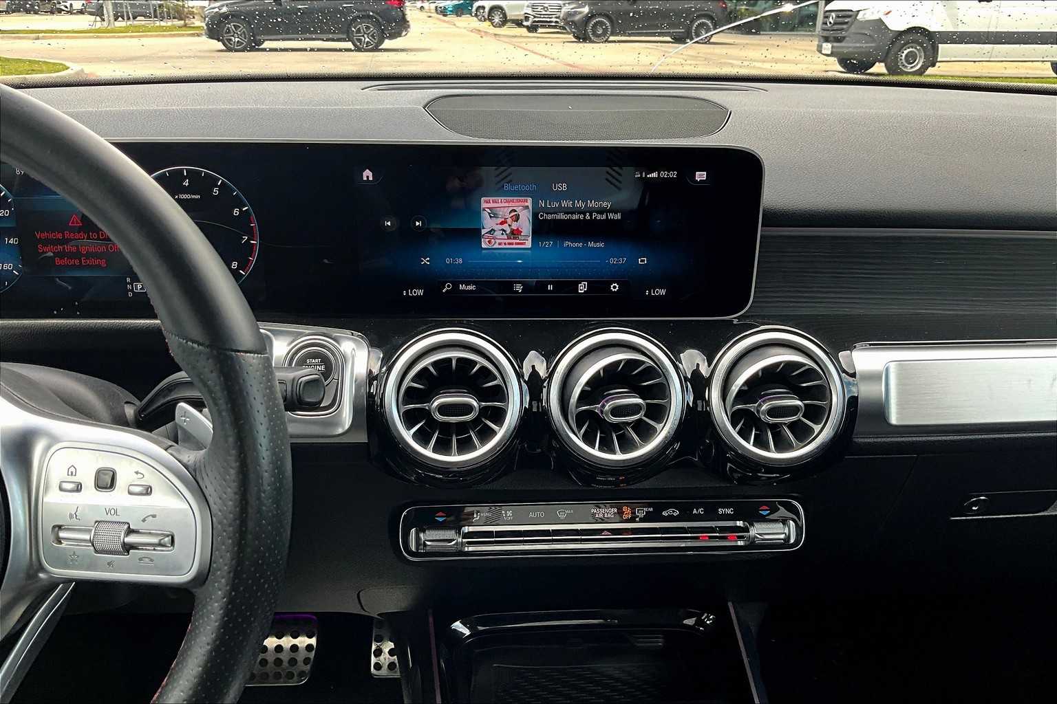 2020 Mercedes Benz GLB 250 photo 6