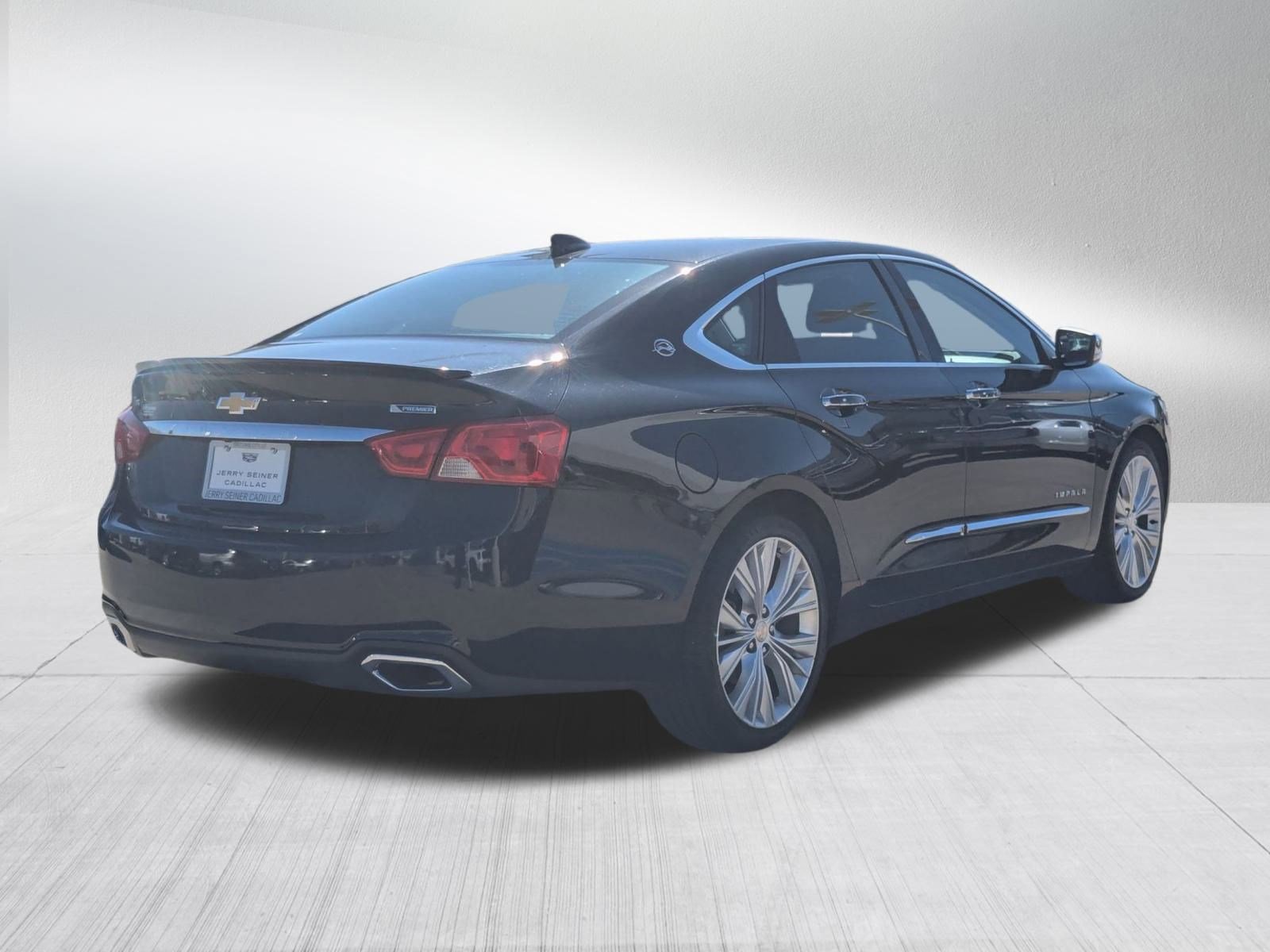 2017 Chevrolet Impala Premier photo 3
