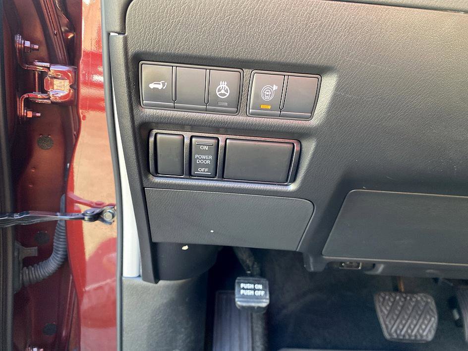 2021 Nissan Armada Platinum photo 11