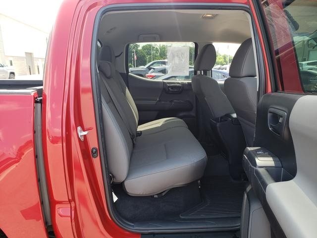 2022 Toyota Tacoma SR 4x4 Double Cab photo 14
