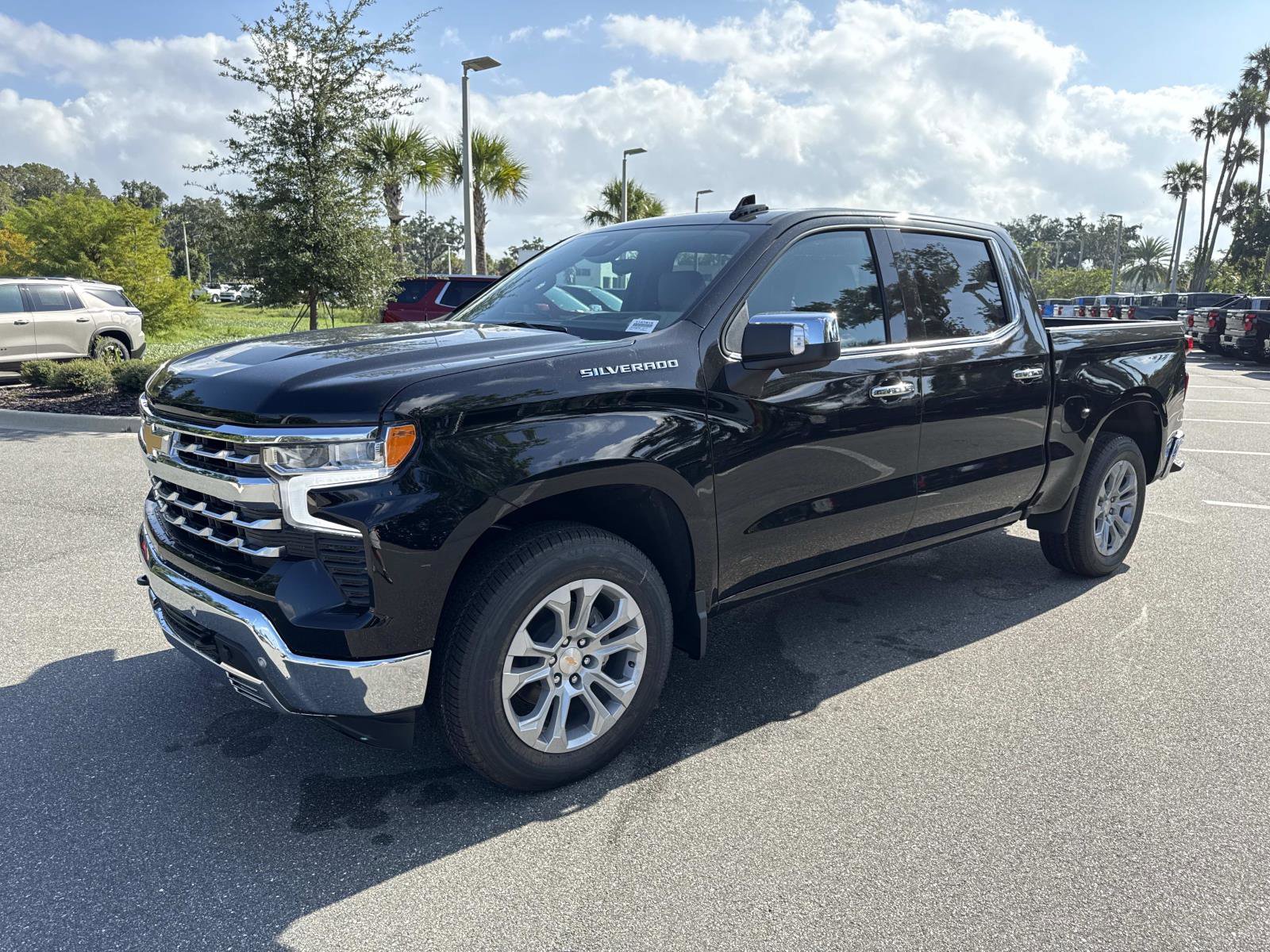 2026 Chevrolet Silverado 1500 LTZ photo 7
