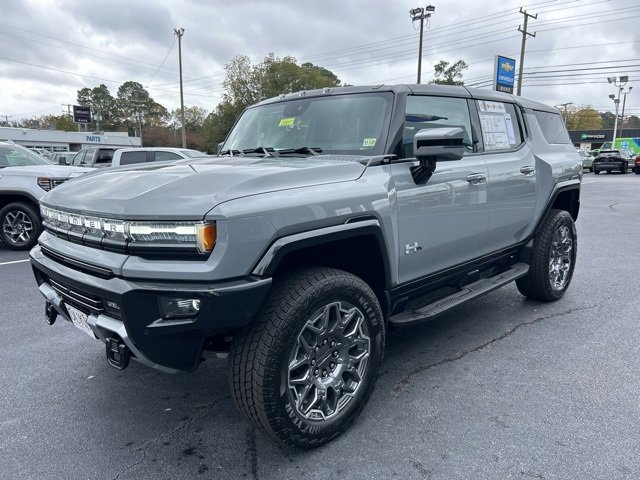 2025 Gmc Hummer EV photo 2