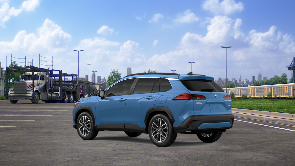 2026 Toyota Corolla Cross XLE photo 4