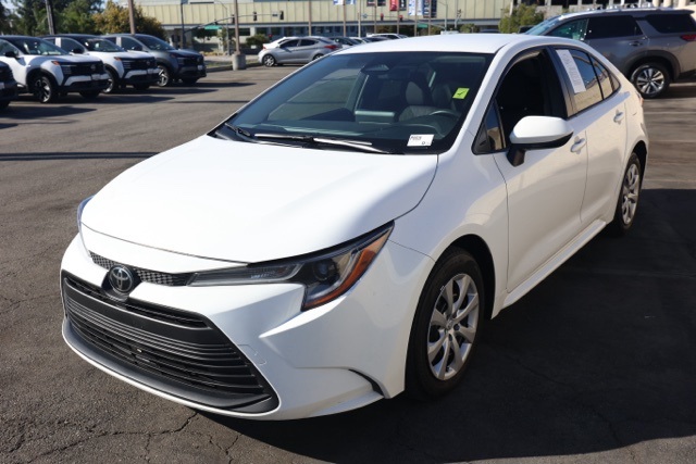 2023 Toyota Corolla LE photo 7