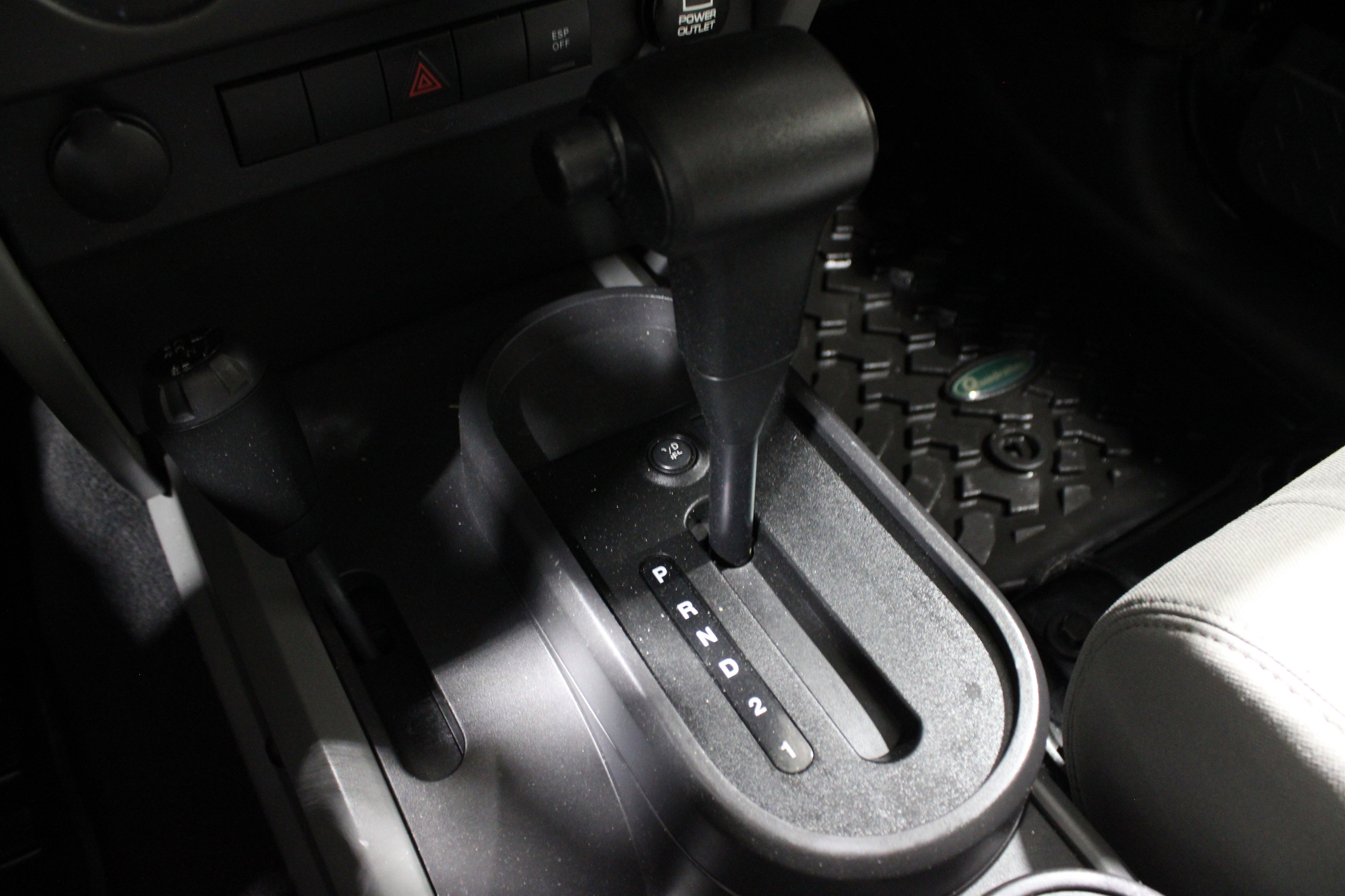 2008 Jeep Wrangler Sahara photo 4