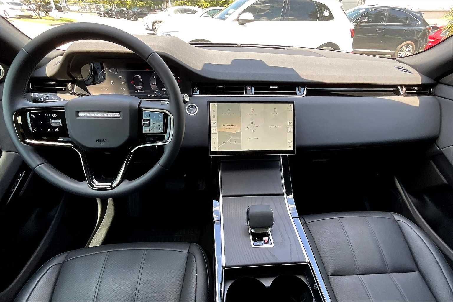 2024 Land Rover Range Rover Evoque S photo 24