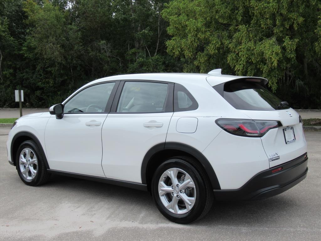 2024 Honda HR-V LX photo 4