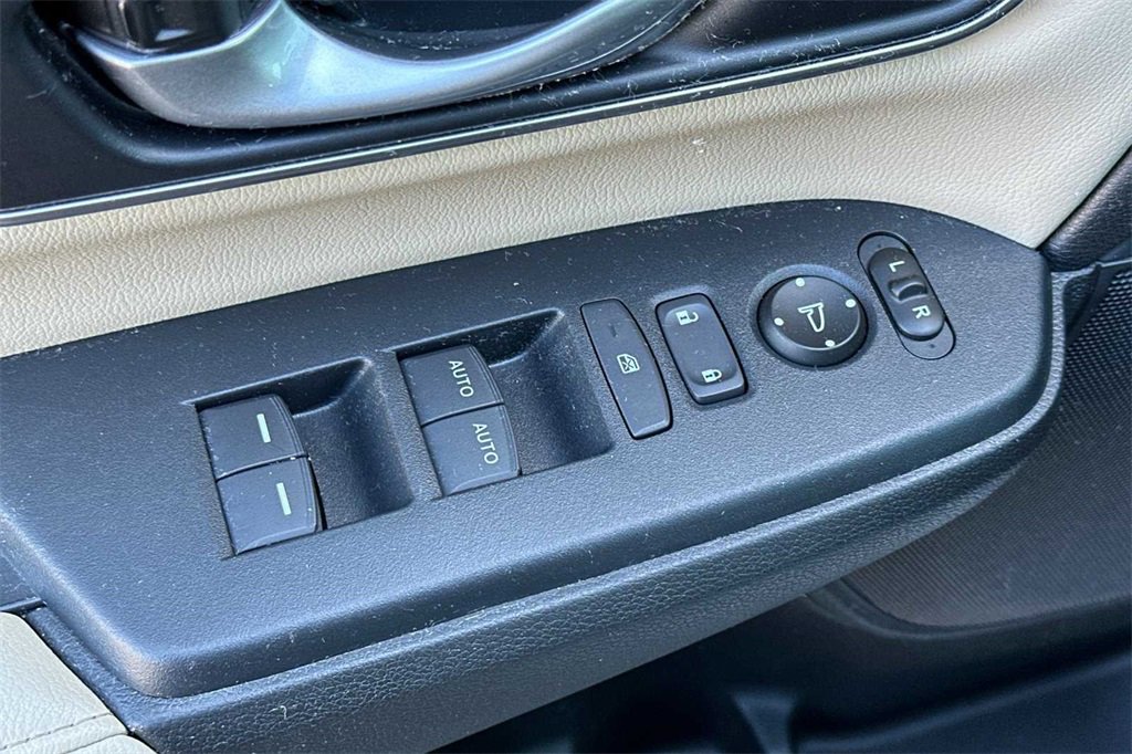 2019 Honda CR-V EX-L photo 12