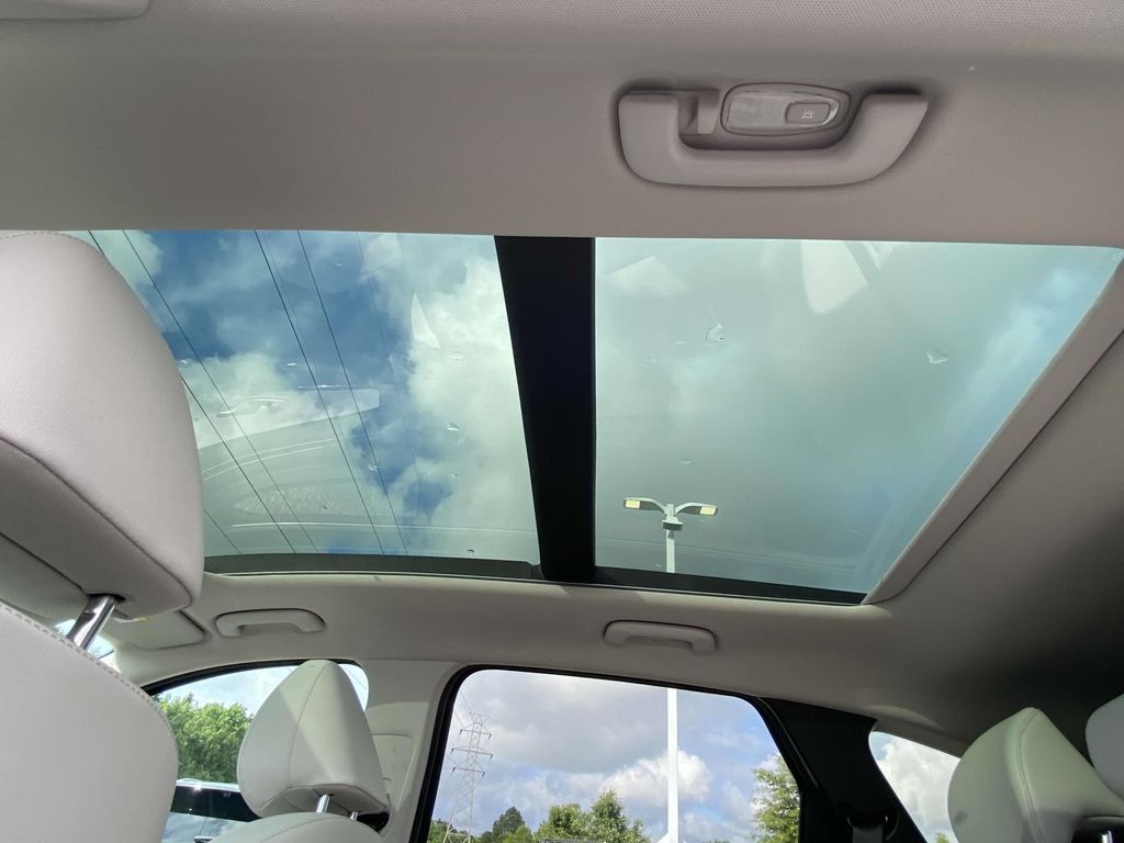 2024 Hyundai Tucson Hybrid Limited photo 10