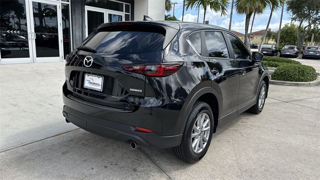 2023 Mazda CX-5 2.5 S Preferred photo 3