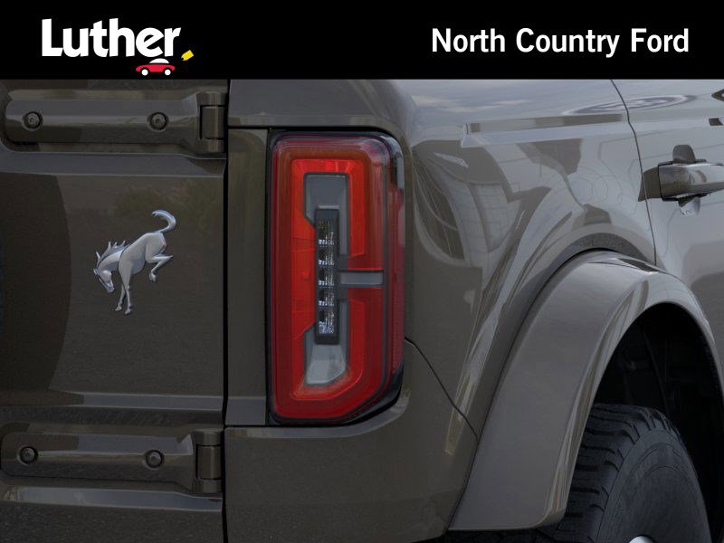 2025 Ford Bronco Outer Banks photo 21