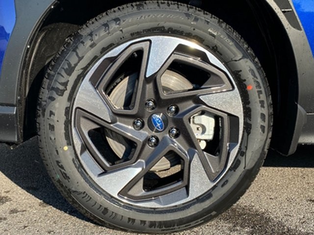 2025 Subaru Crosstrek Limited photo 15