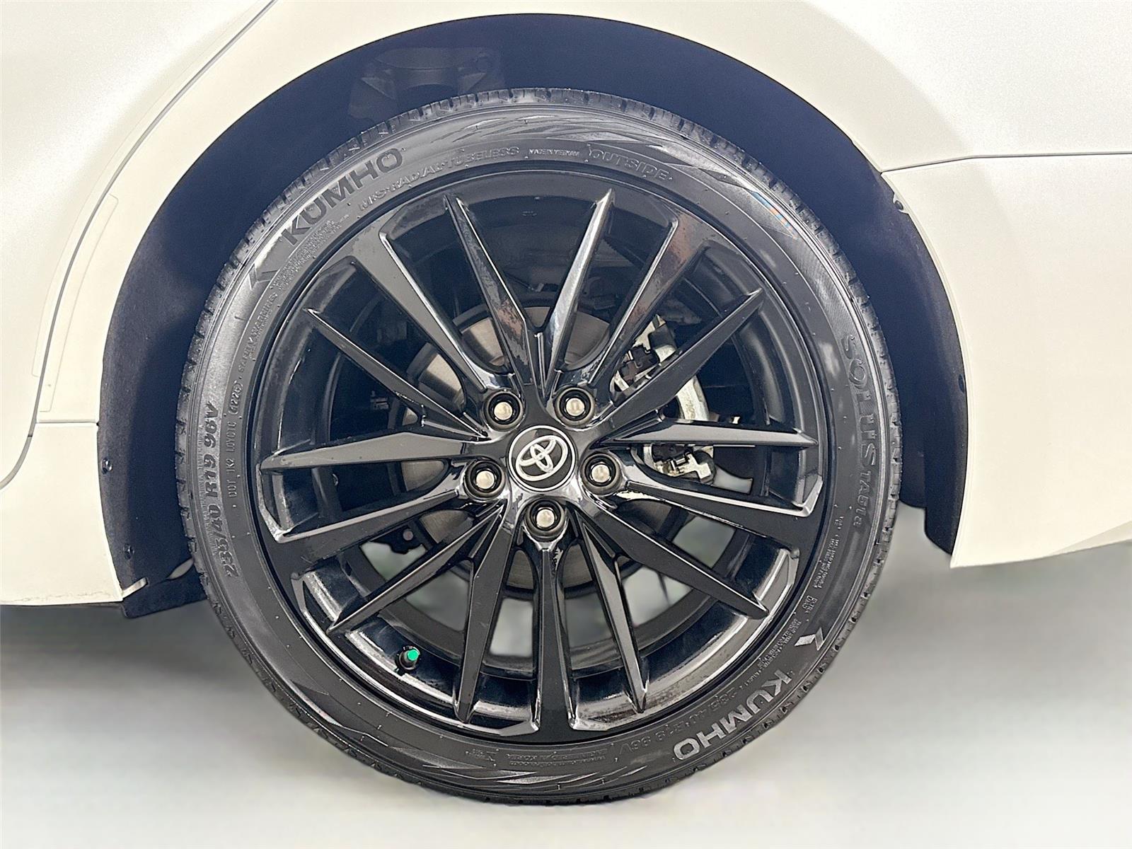 2024 Toyota Camry XSE V6 photo 11