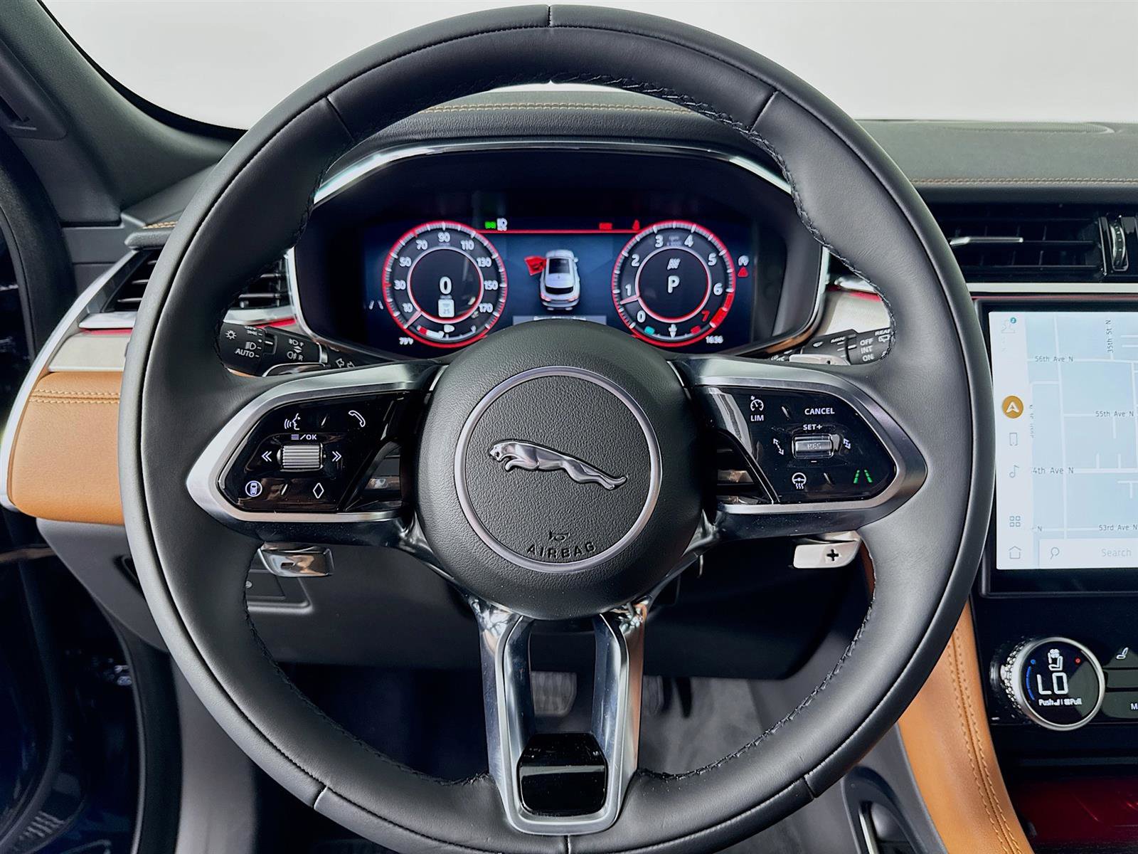 2026 Jaguar F-PACE P250 R-Dynamic S photo 9
