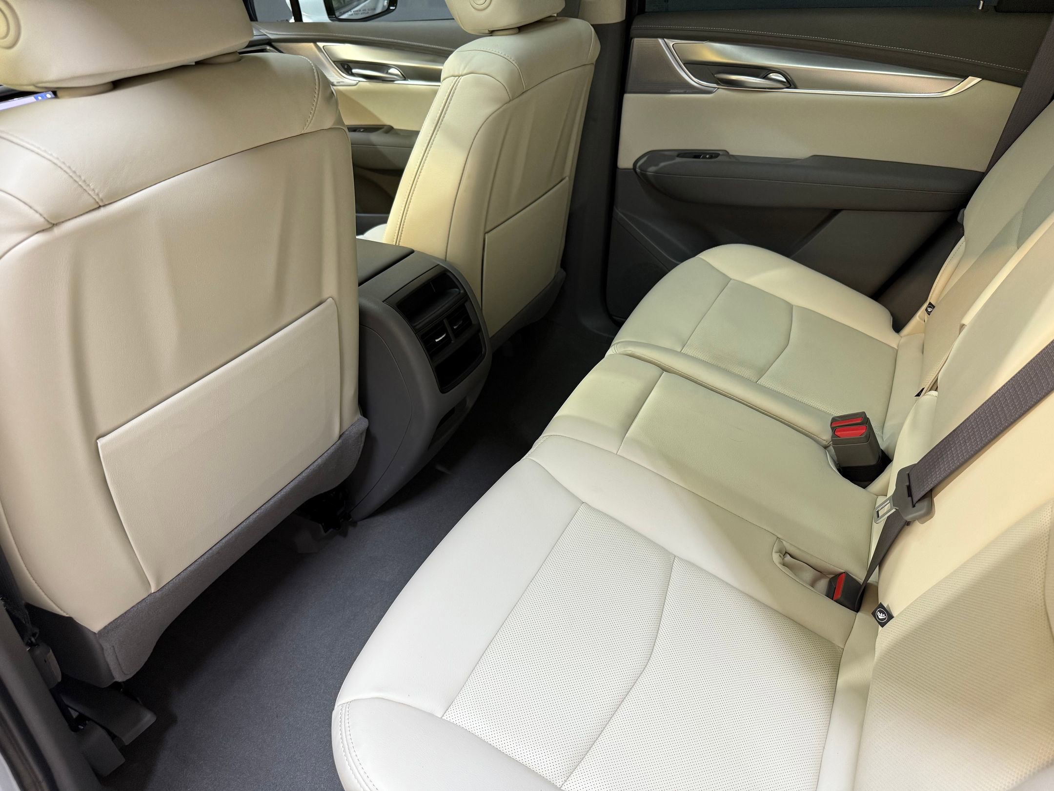 2025 Cadillac XT5 Premium Luxury photo 36