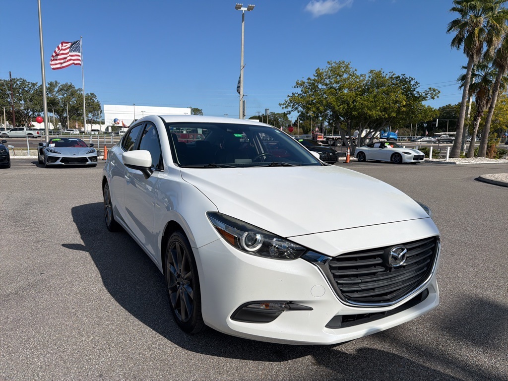 2018 Mazda Mazda3 Touring's photo