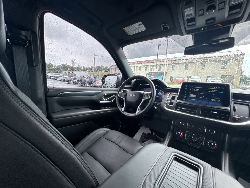2024 Chevrolet Tahoe RST photo 13