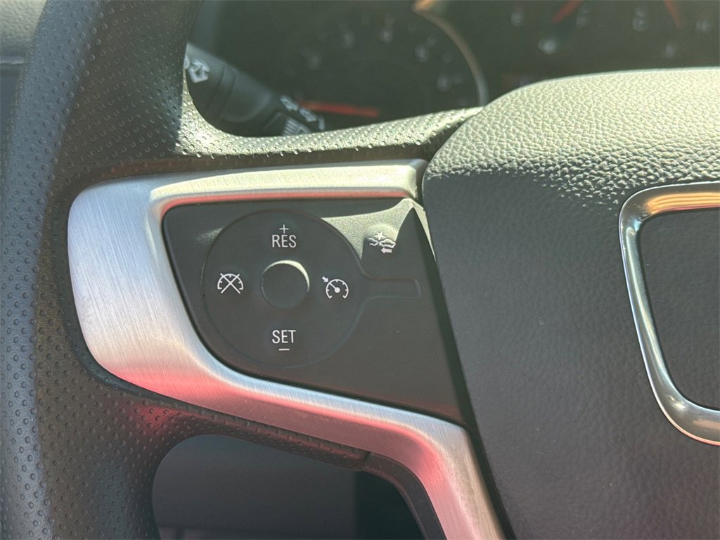 2023 Gmc Terrain SLE photo 17
