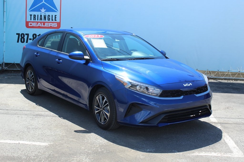 2024 Kia Forte LXS photo 3