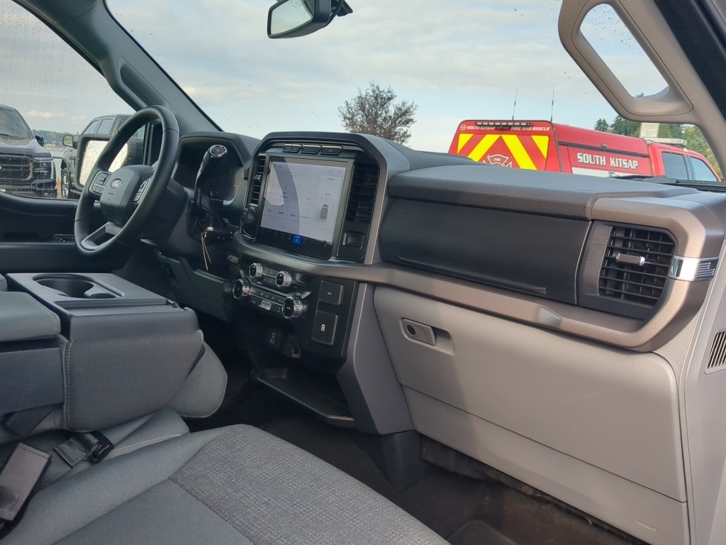 2024 Ford F-150 XLT photo 9