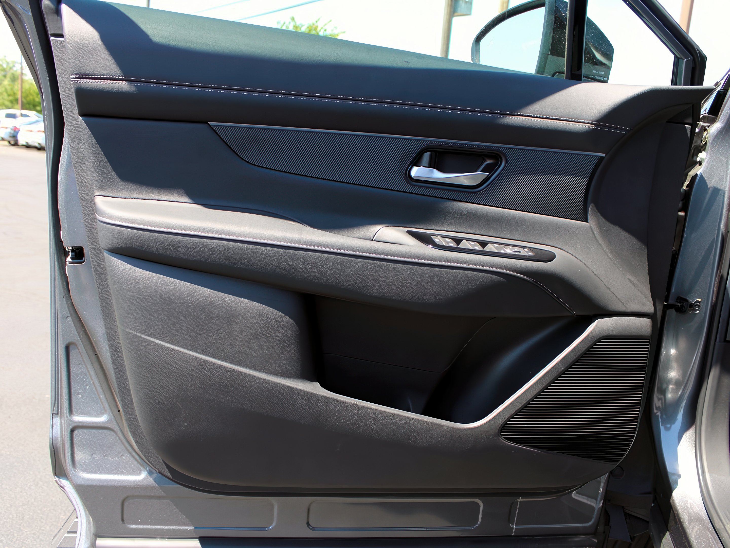 2025 Nissan Murano SV photo 11