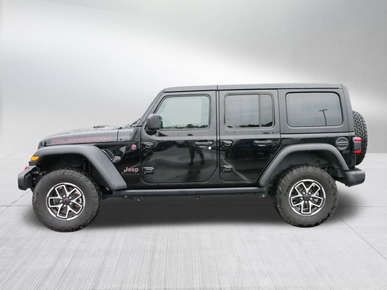 2024 Jeep Wrangler Rubicon photo 4