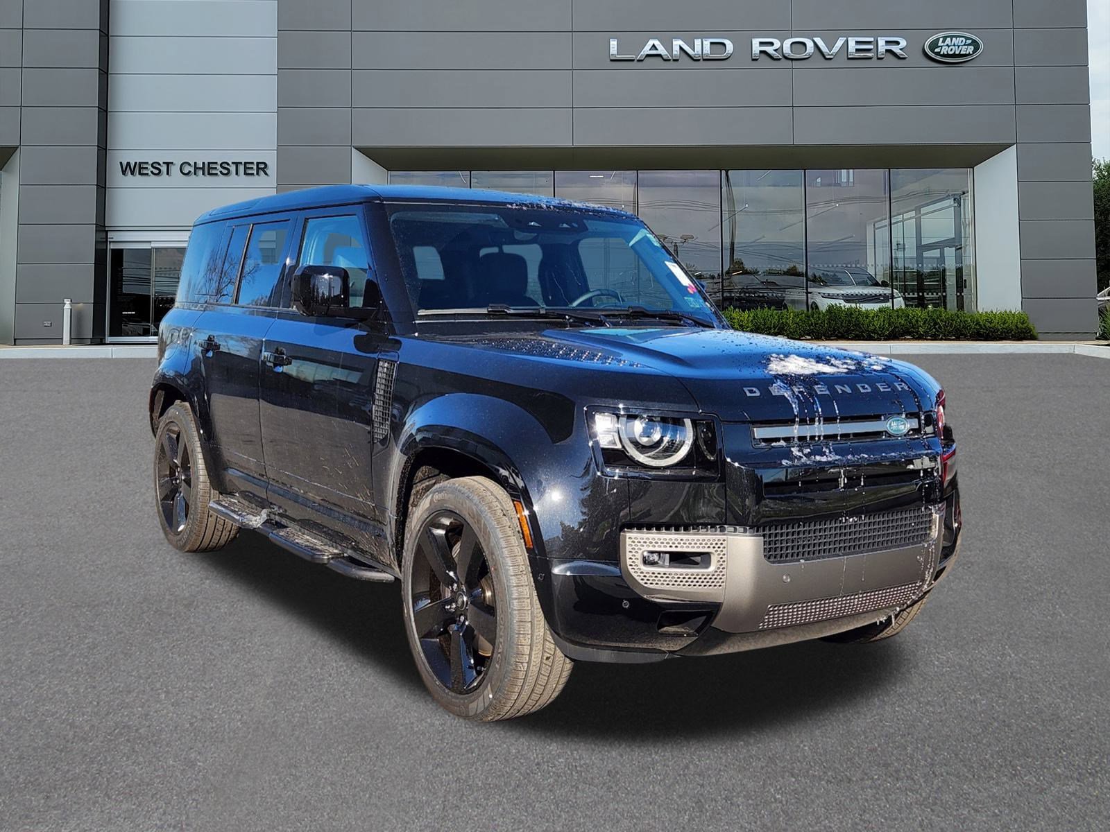 2025 Land Rover Defender 110 X-Dynamic SE photo 2