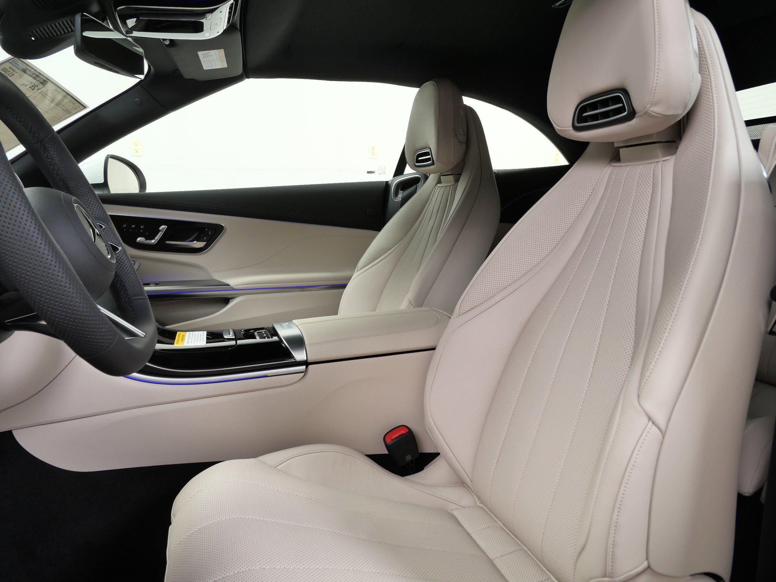 2026 Mercedes Benz CLE 300 4MATIC Cabriolet photo 7