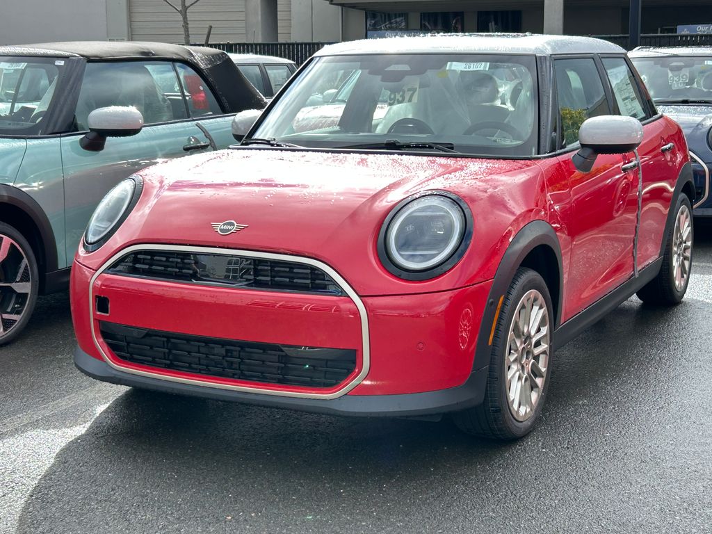 2026 Mini Cooper 4 Door Hardtop Signature photo 2