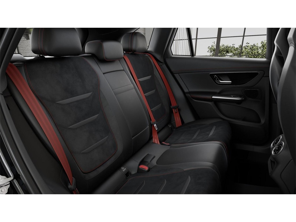2025 Mercedes Benz GLC 43 AMG 4MATIC photo 5
