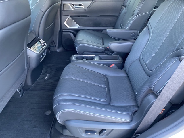 2025 Infiniti QX80 Sensory photo 17