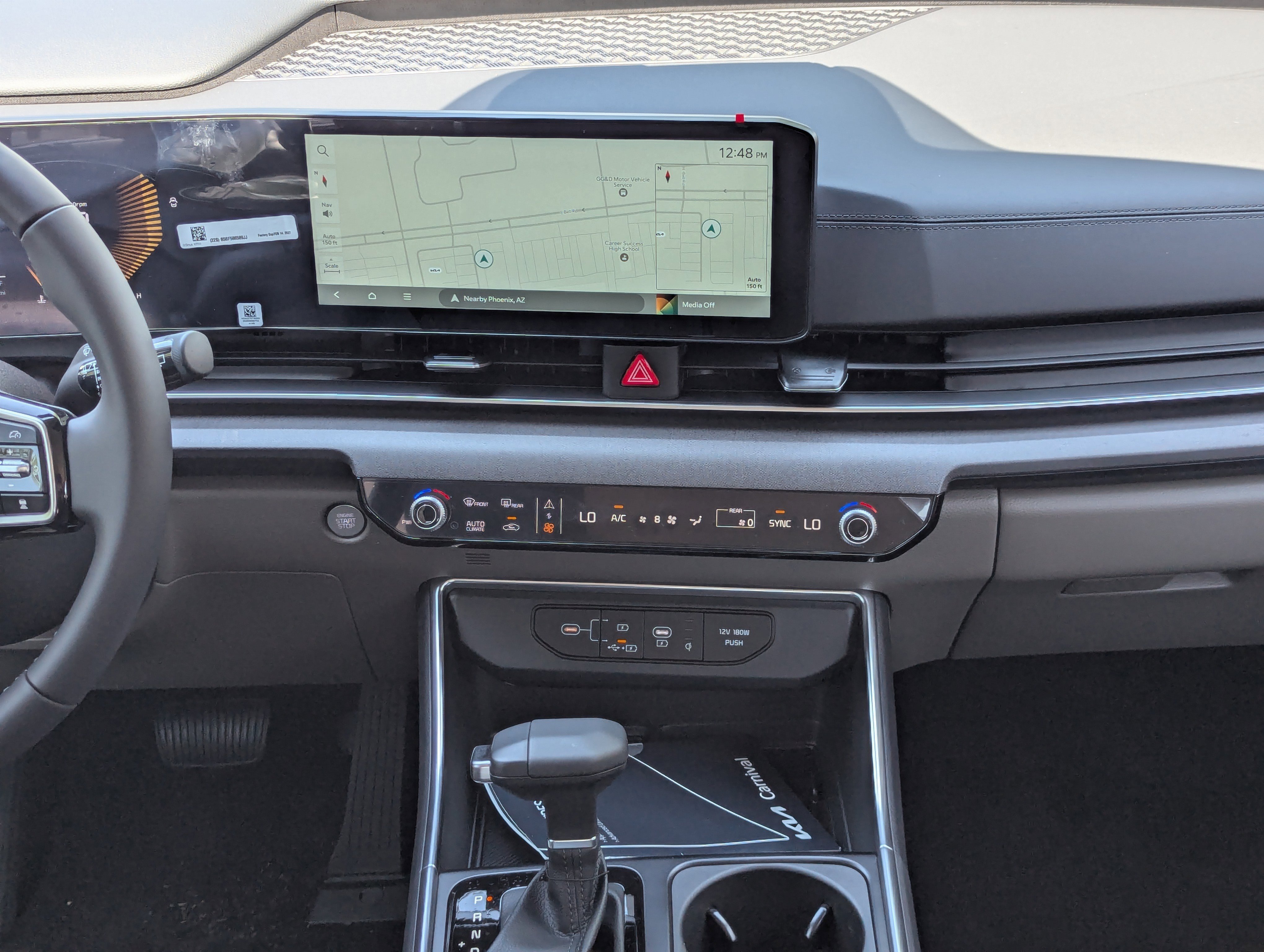 2026 Kia Carnival EX photo 3