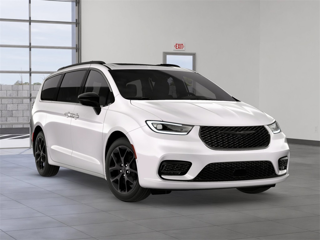2026 Chrysler Pacifica Limited photo 8