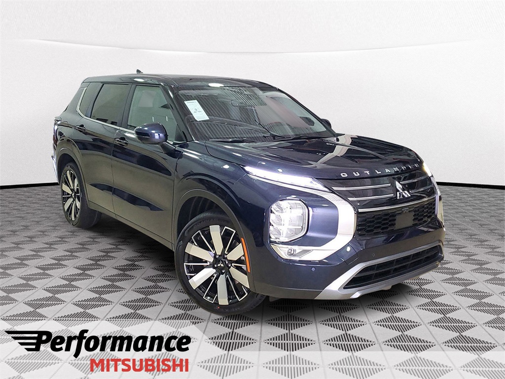 2025 Mitsubishi Outlander SE's photo