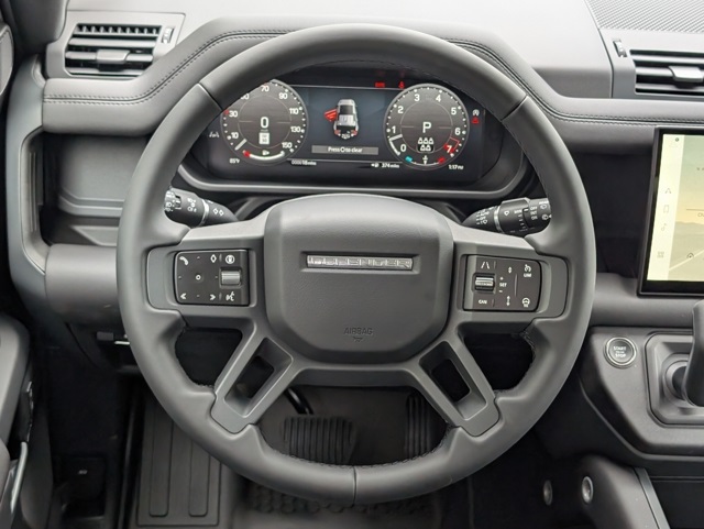 2025 Land Rover Defender 110 S photo 21