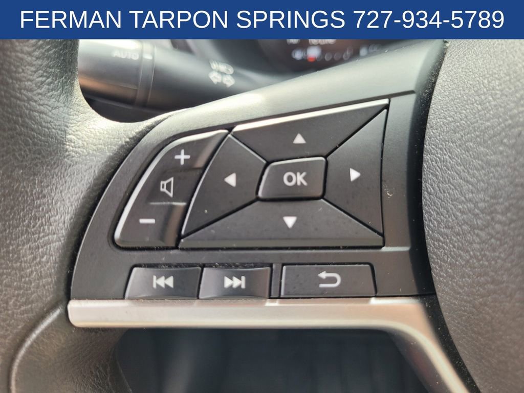 2022 Nissan Kicks SV photo 23