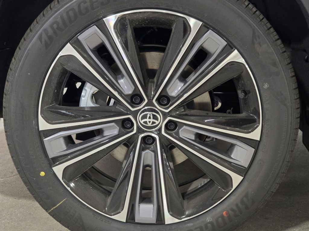 2025 Toyota bZ4X Limited photo 16