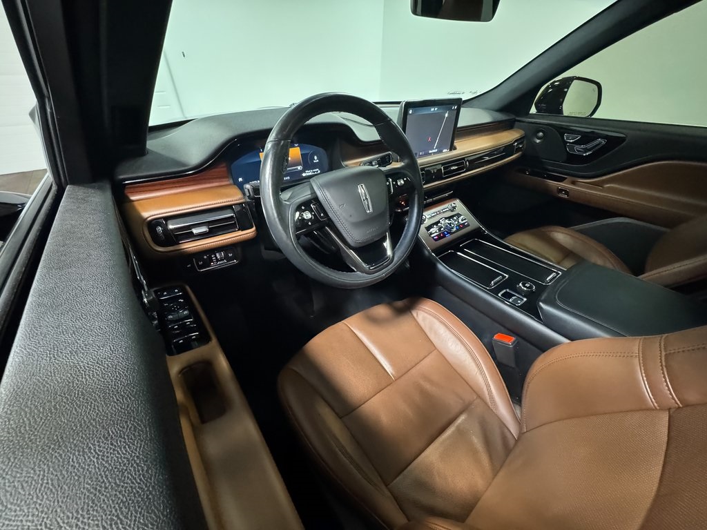 2022 Lincoln Aviator Reserve photo 2