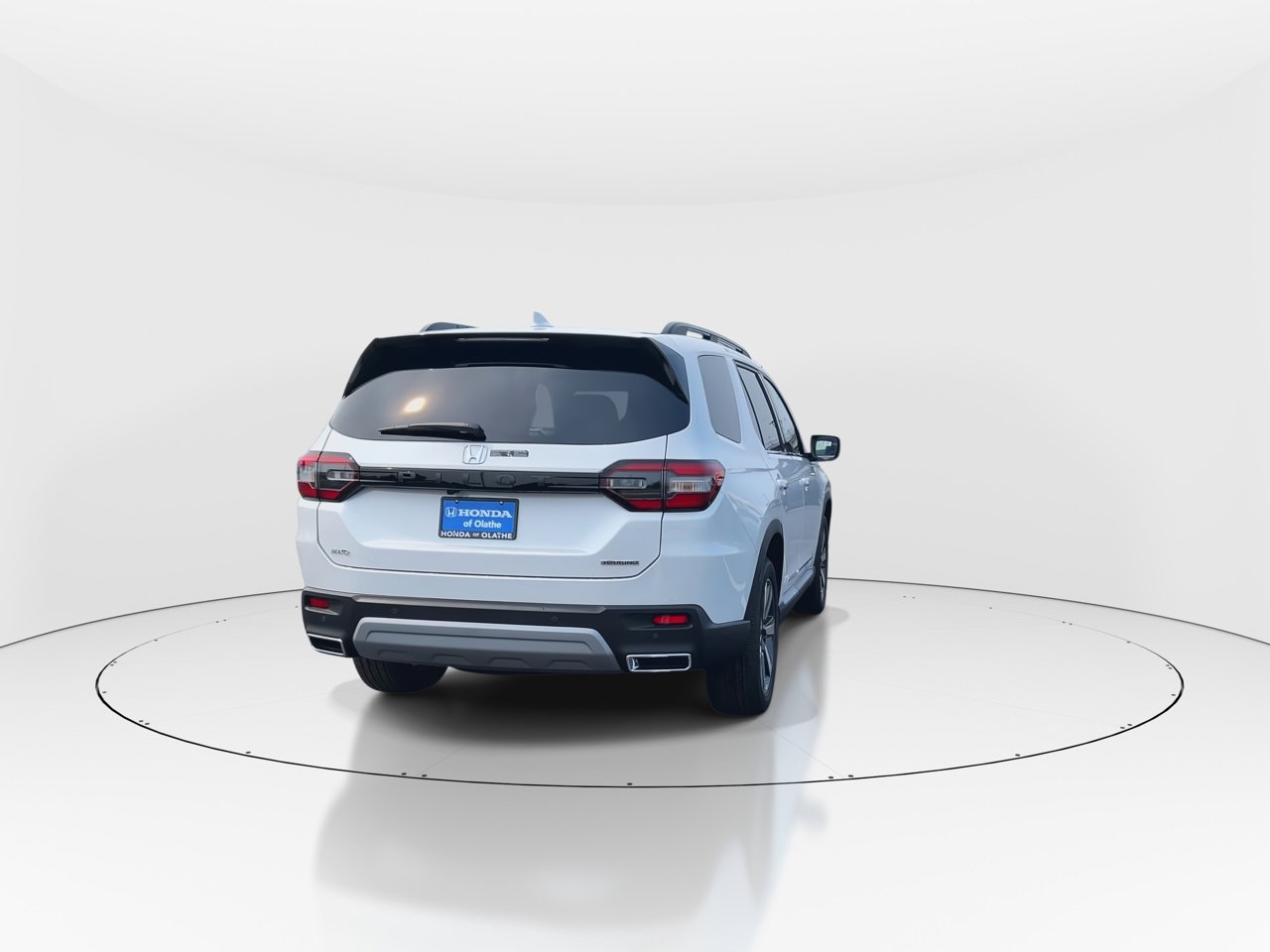 2025 Honda Pilot Touring photo 7