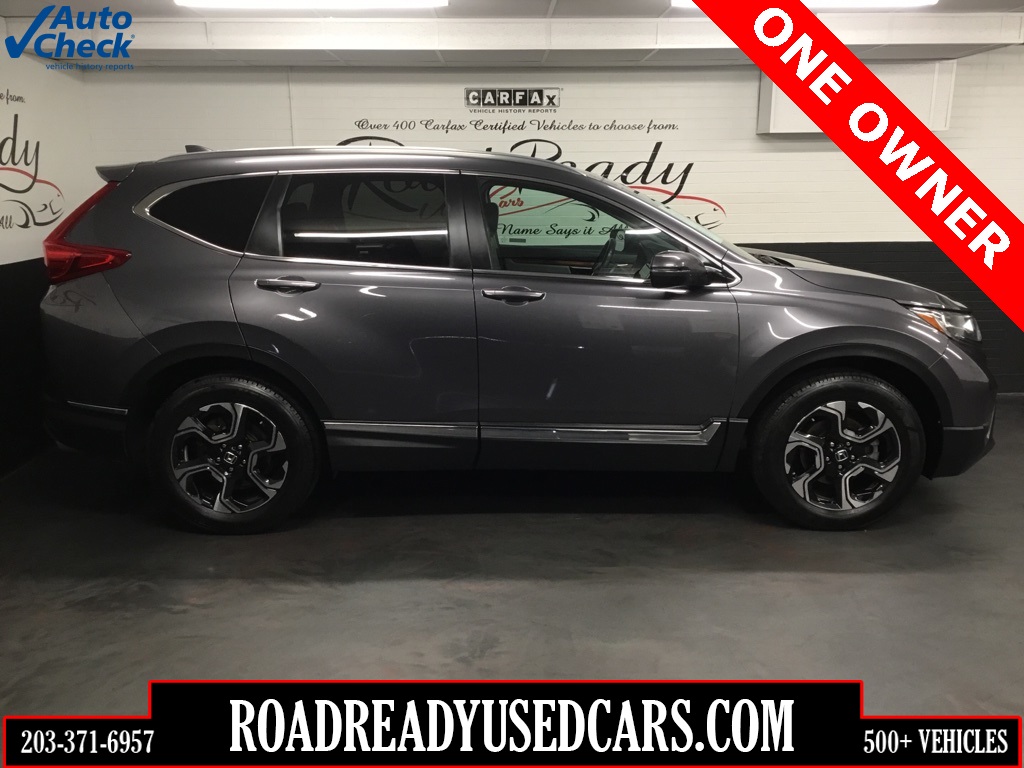 2019 Honda CR-V Touring's photo